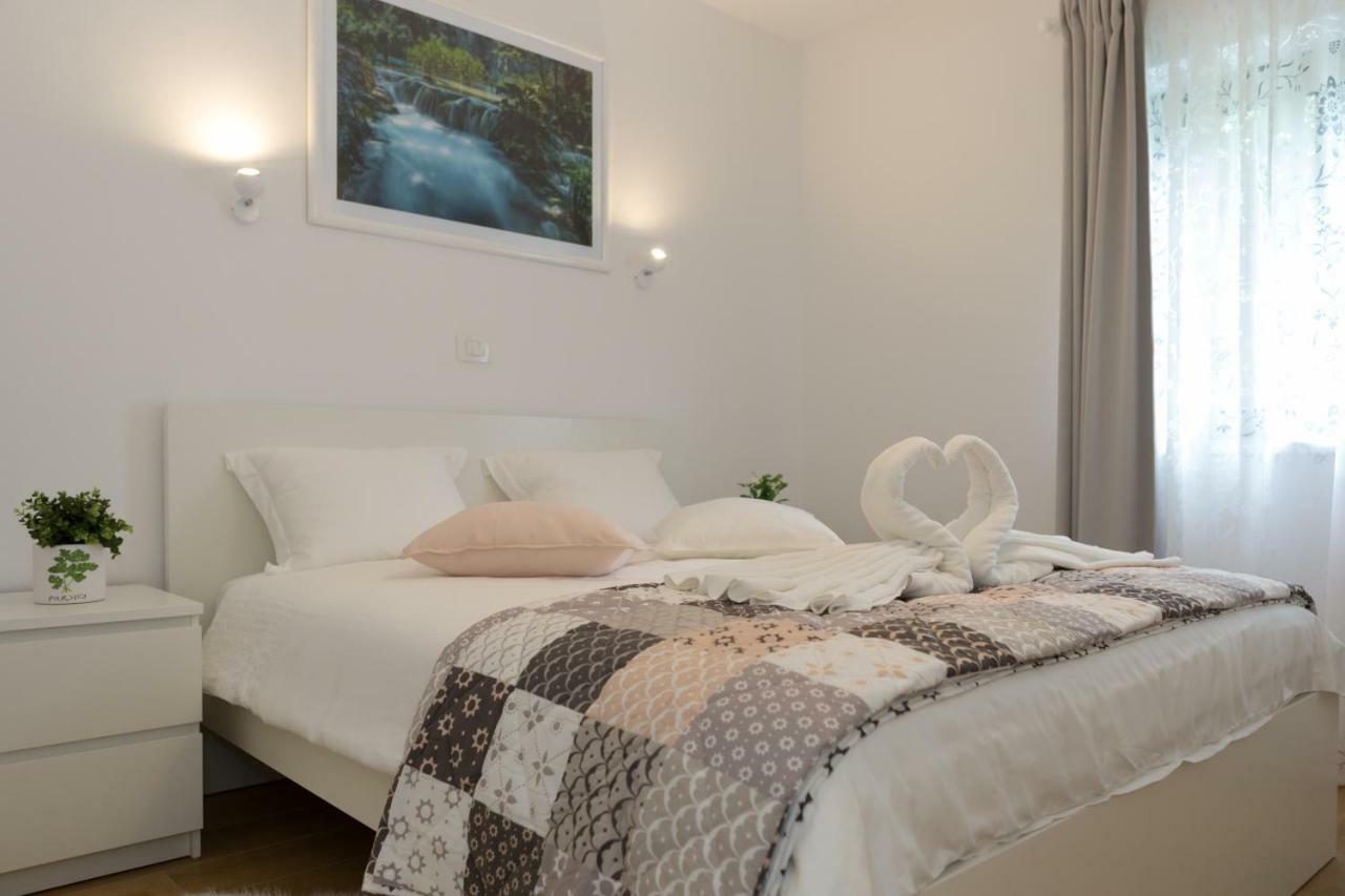 Rudanovac Plitvice Retreat Apartments מראה חיצוני תמונה