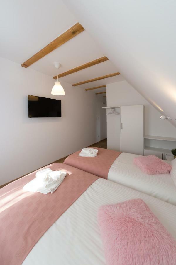 Rudanovac Plitvice Retreat Apartments מראה חיצוני תמונה