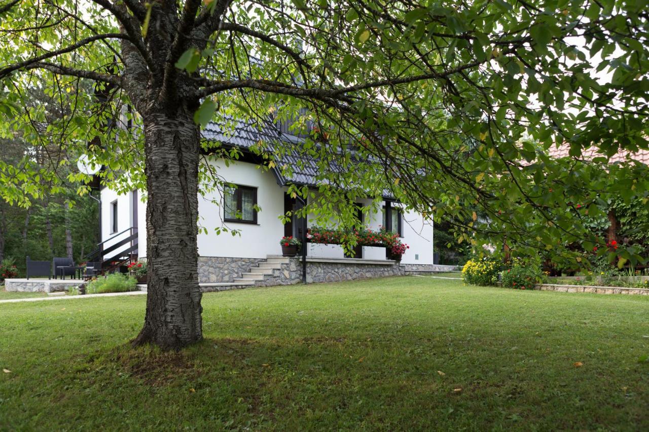 Rudanovac Plitvice Retreat Apartments מראה חיצוני תמונה